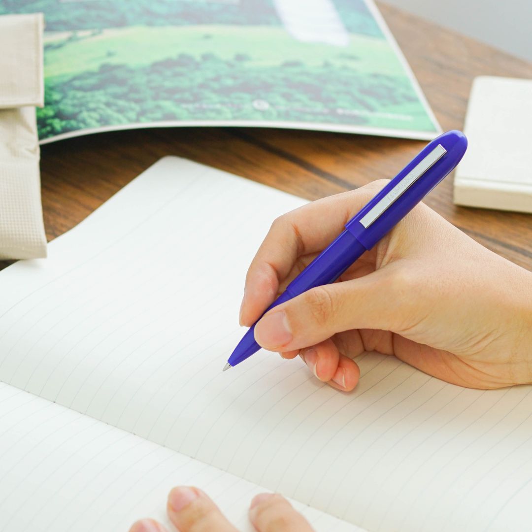 Penco Bullet Ballpoint Pen Light