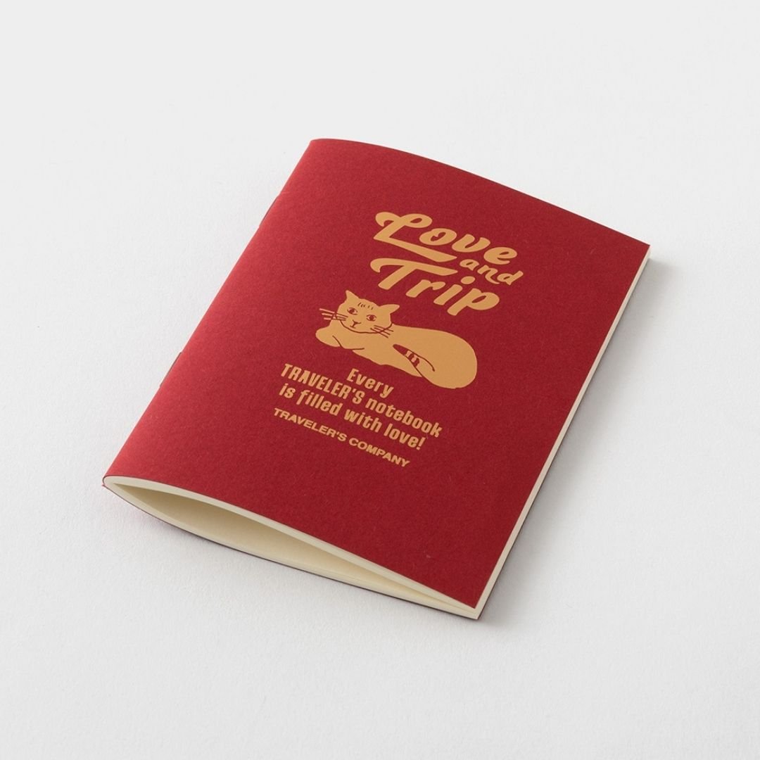 TRAVELER'S notebook Passport Size Refill Love and Trip - TRAVELER'S COMPANY