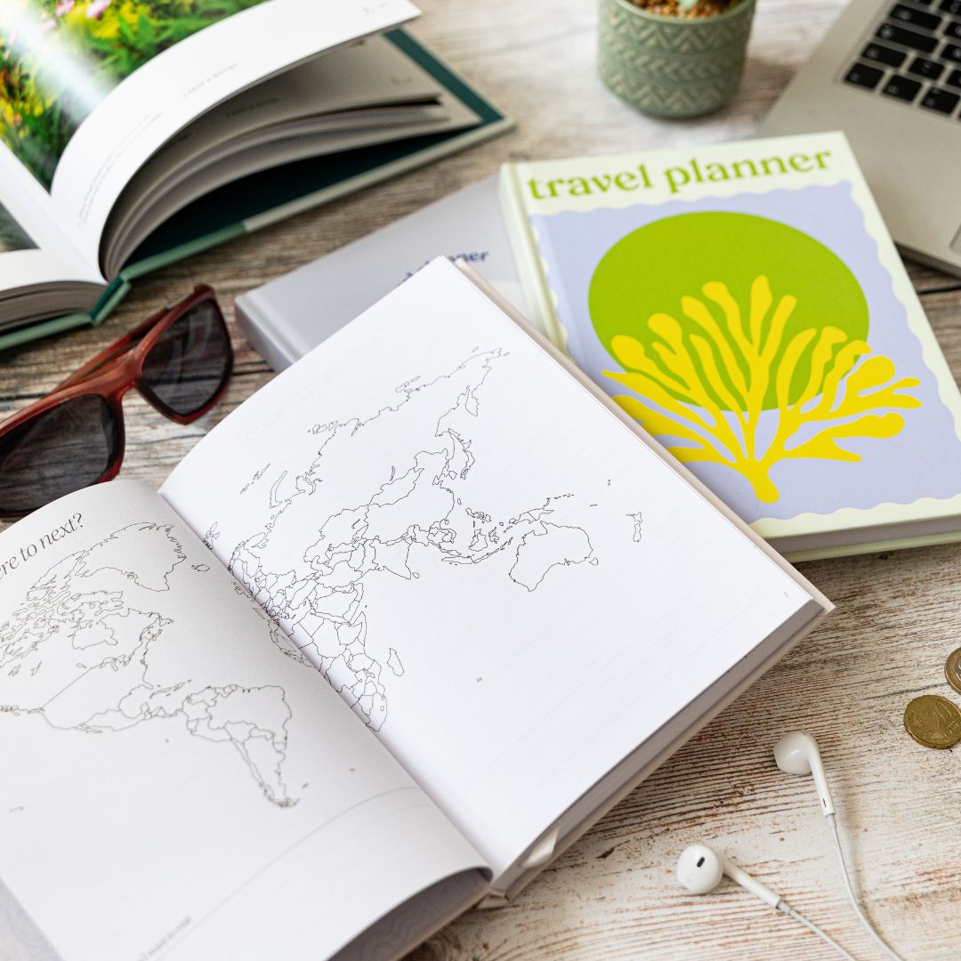 Green Coral Travel Planner - Yop & Tom - Yop & Tom - Under the Rowan Trees