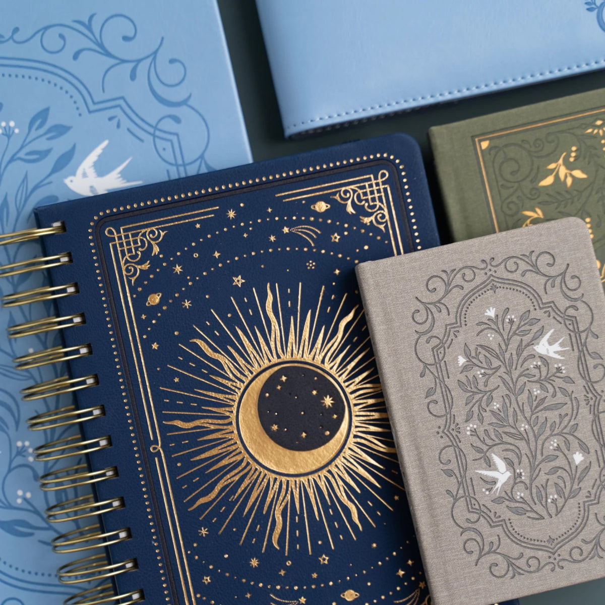 Majestic Skies Wired Dated Planner Archer & Olive - A5 - Archer & Olive