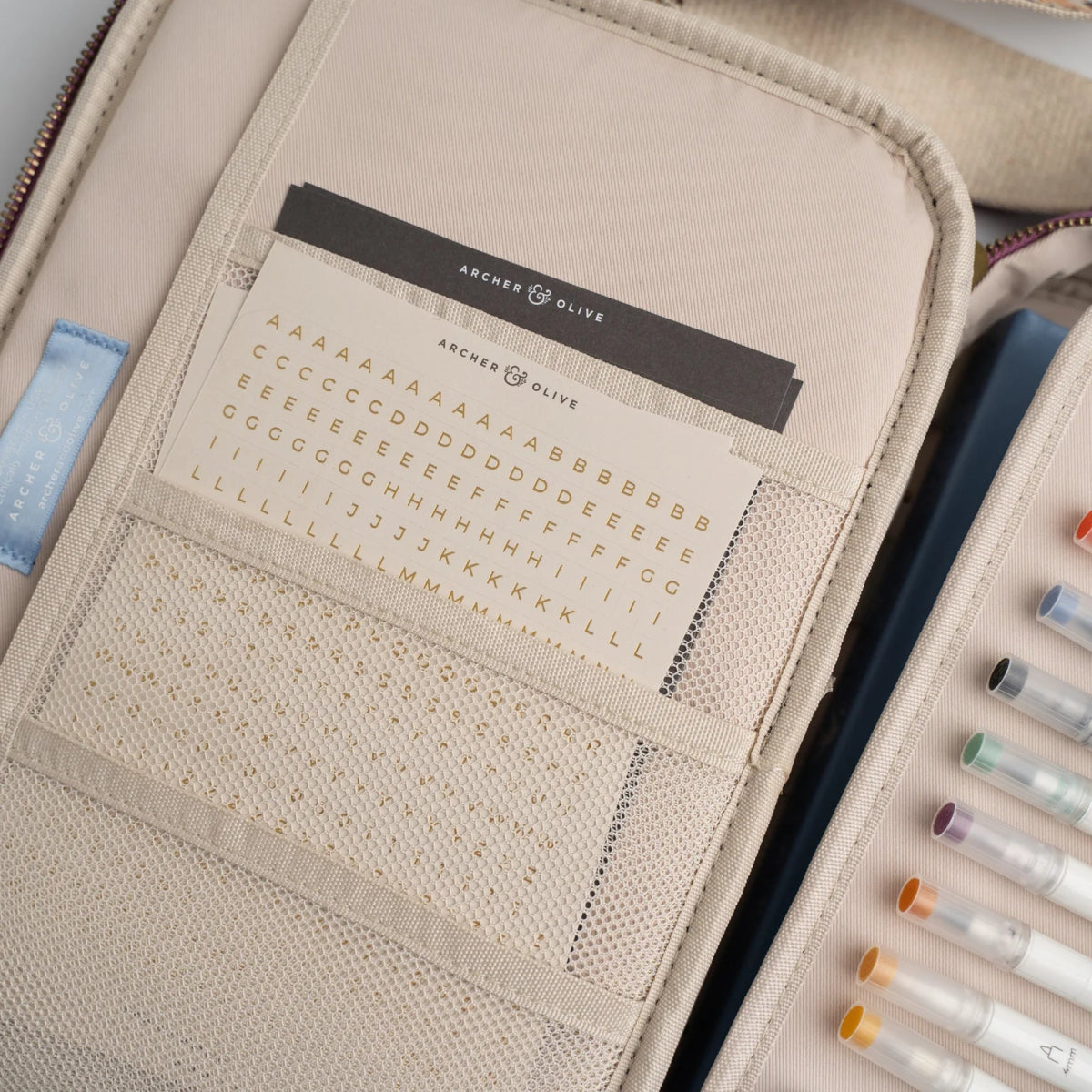 Plum Creativity Case Archer & Olive - Archer & Olive