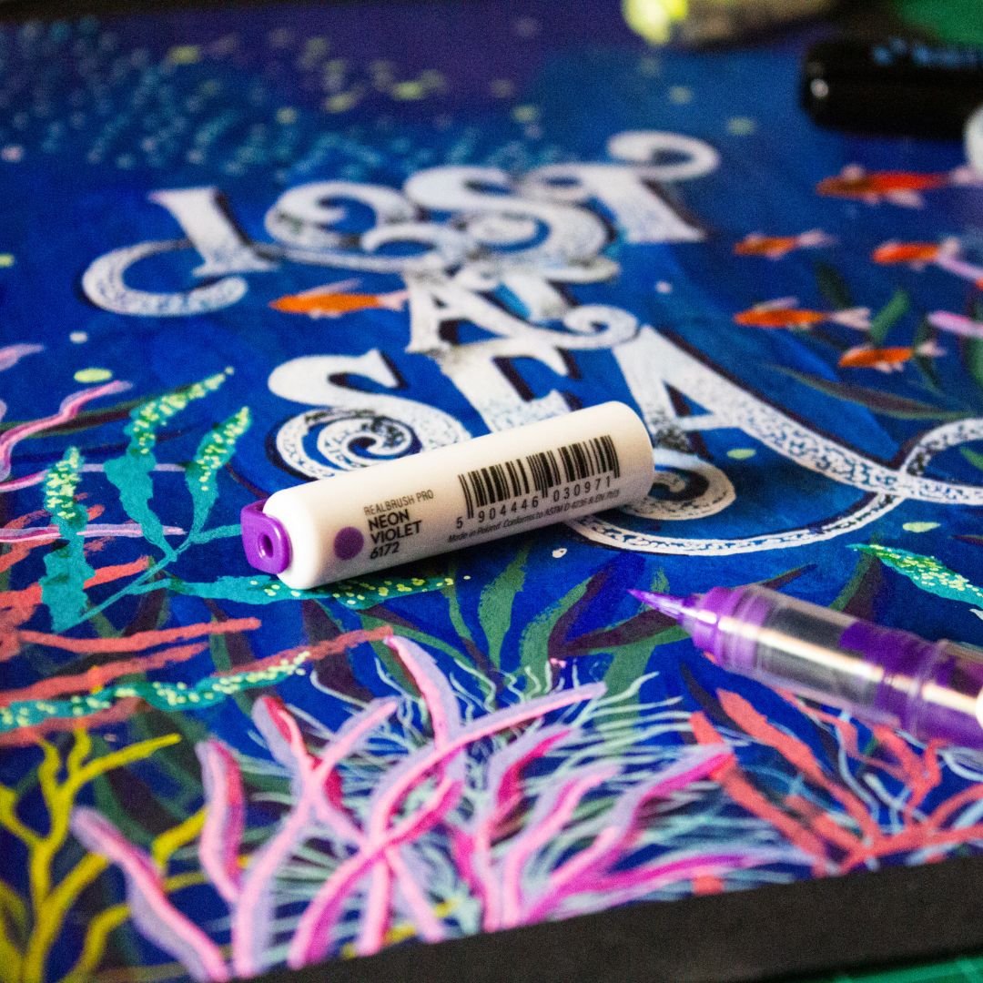 Realbrush Pro Brush Pens - Karin - Almond - Karin